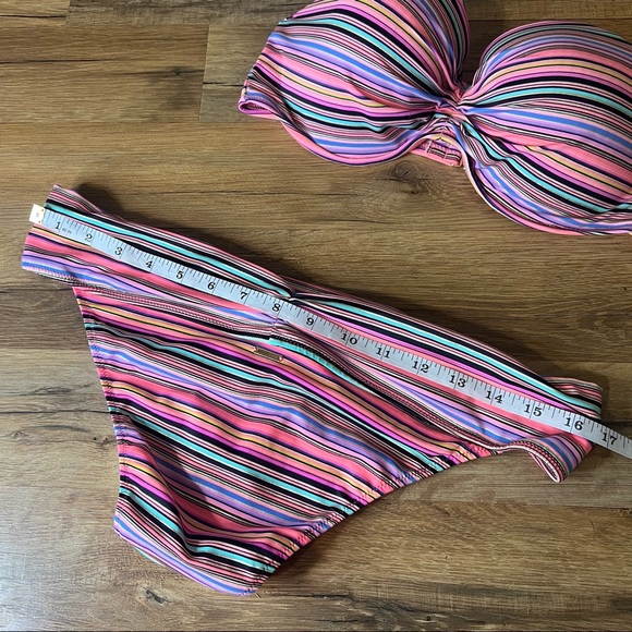 Victoria’s Secret Bikini Set - Picture 7 of 13